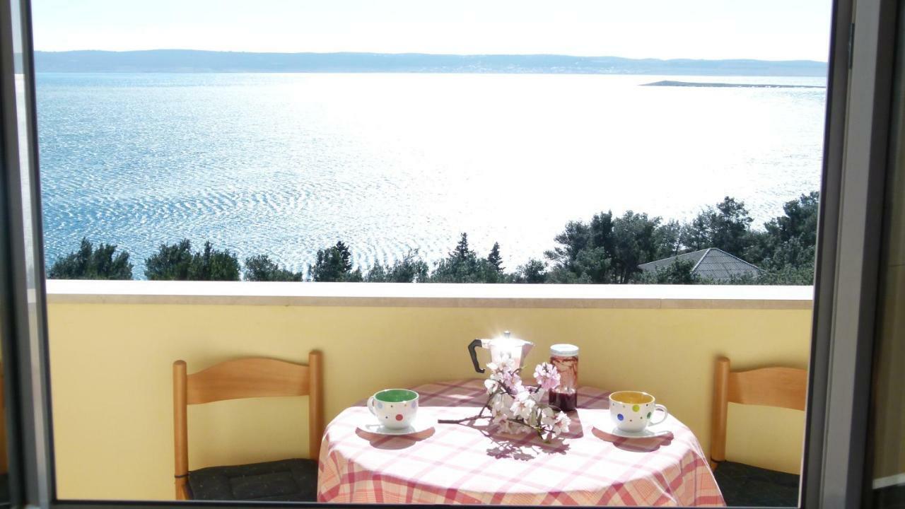 Apartmani Lucija1897 Starigrad Paklenica Bagian luar foto
