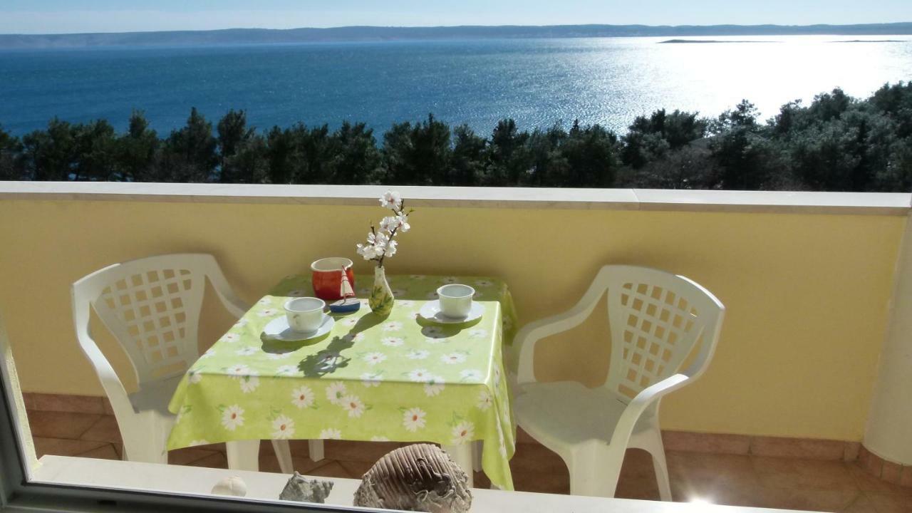 Apartmani Lucija1897 Starigrad Paklenica Bagian luar foto