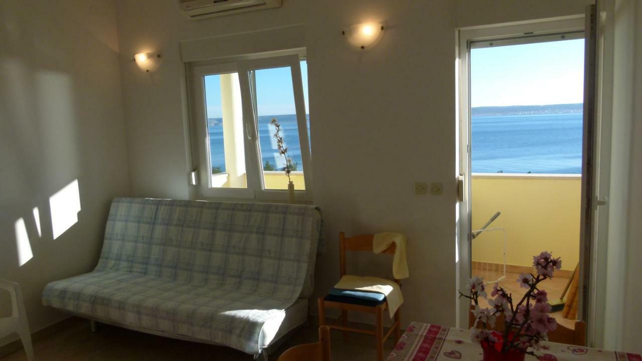 Apartmani Lucija1897 Starigrad Paklenica Bagian luar foto